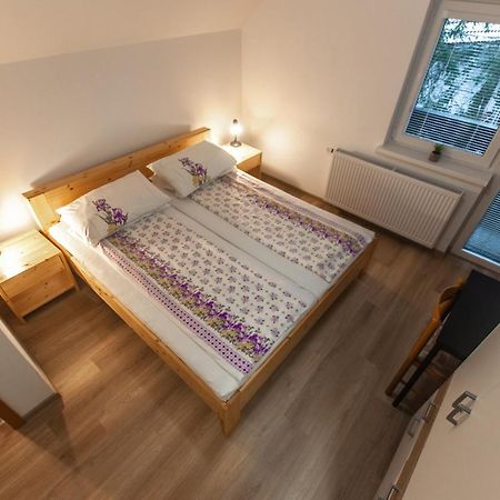 Apartment Ticar Bohinj Bagian luar foto