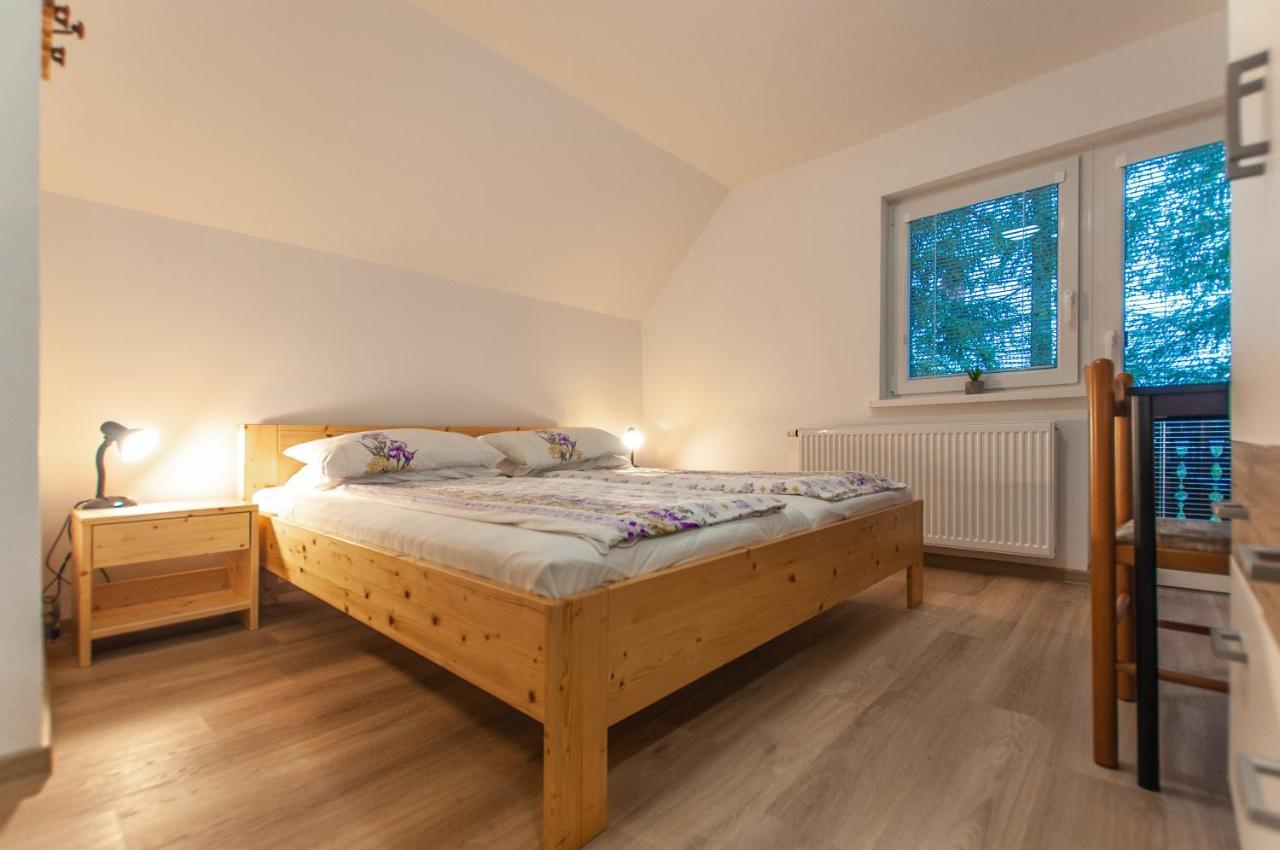 Apartment Ticar Bohinj Bagian luar foto