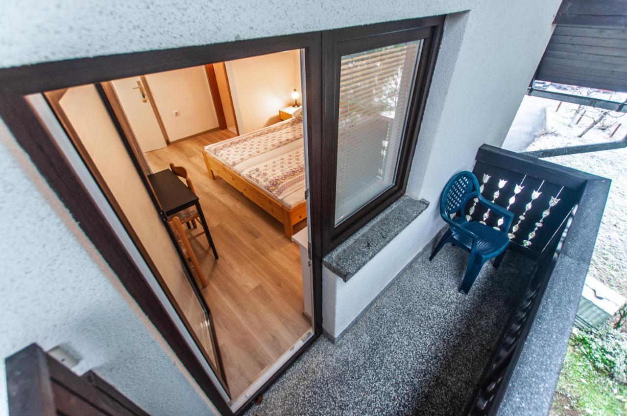 Apartment Ticar Bohinj Bagian luar foto