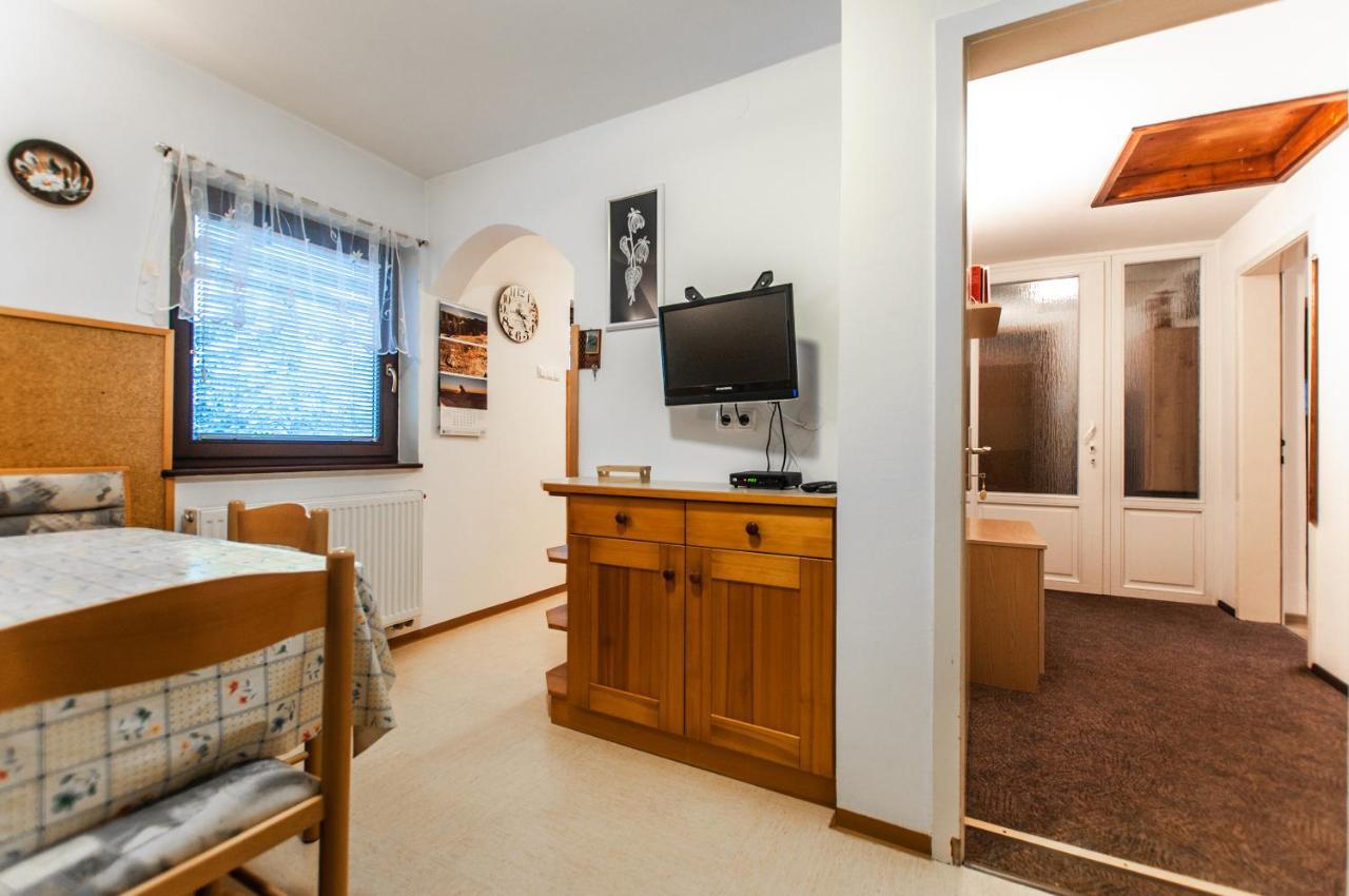 Apartment Ticar Bohinj Bagian luar foto