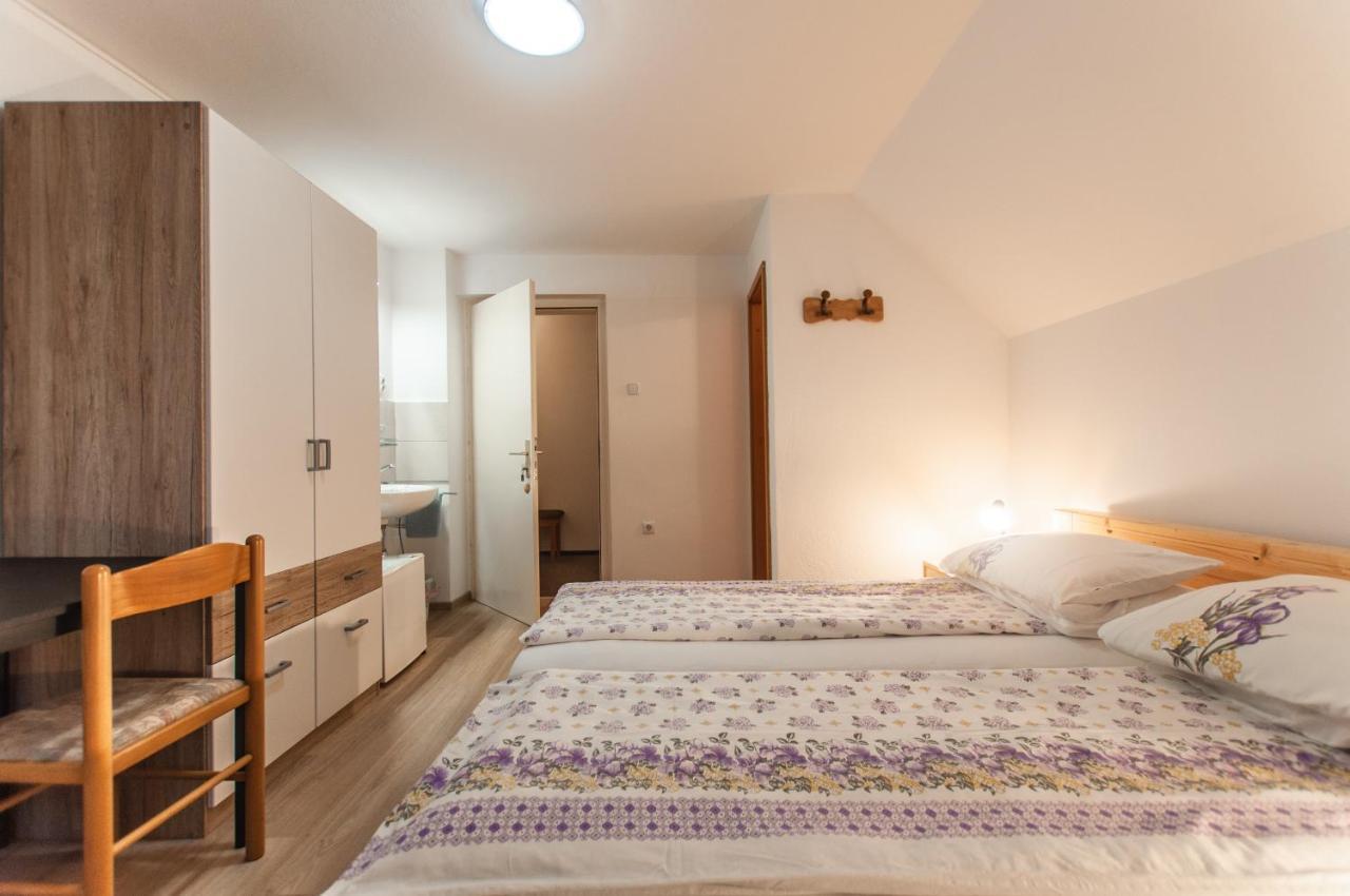 Apartment Ticar Bohinj Bagian luar foto