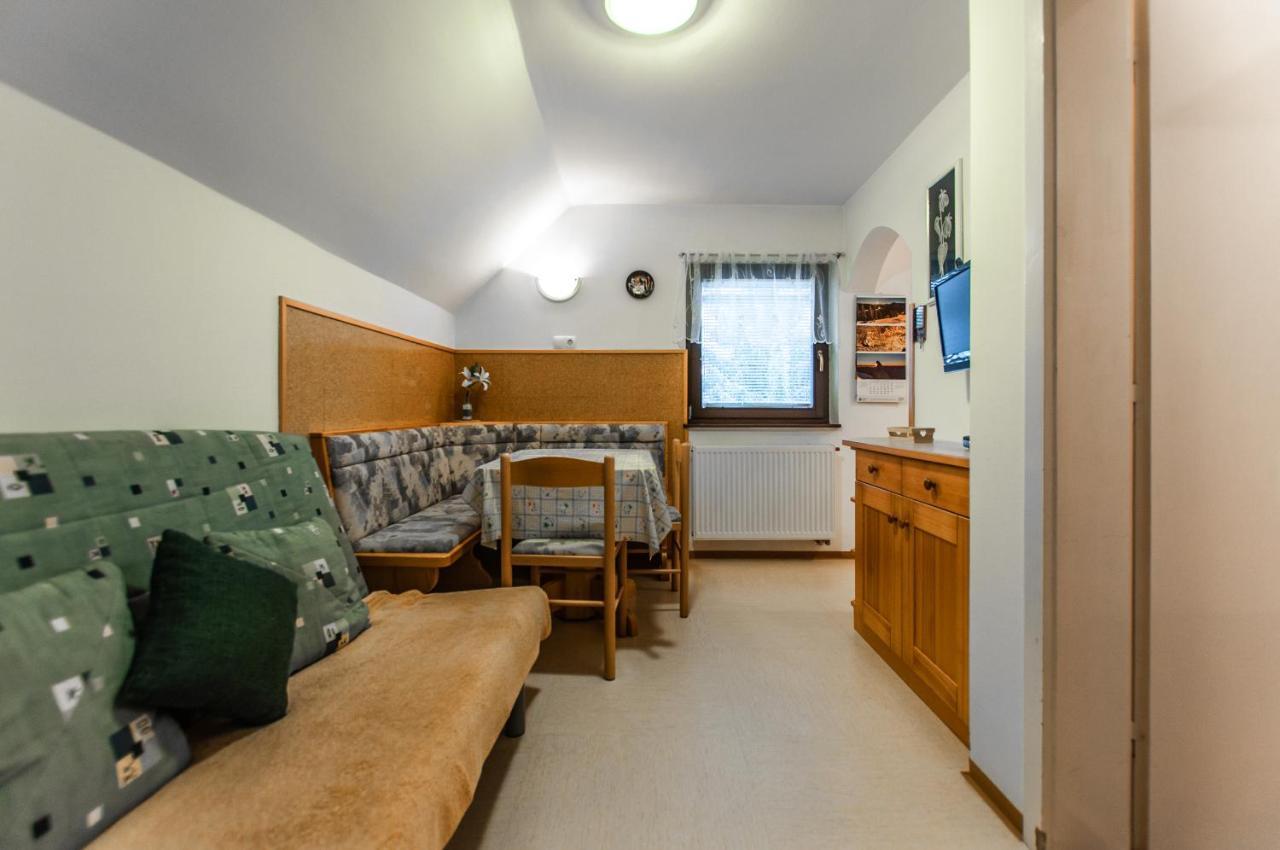 Apartment Ticar Bohinj Bagian luar foto